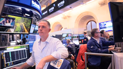 https://stocktwits.com/news-articles/markets/equity/team-net-stocks-rally-overnight-after-earnings-is-saa-spocalypse-finally-fading/cZoOoEIRJJD