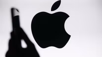 https://stocktwits.com/news-articles/markets/equity/jefferies-downgrades-apple-over-inflated-iphone-optimism/chCujwrR3Q5