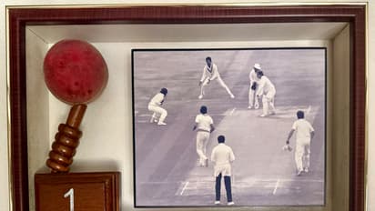 Memento marking Anil Kumble's first international wicket. (Photo: @anilkumble1074 X)