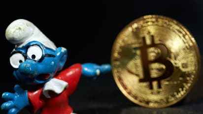 Retail Traders Question Whether Crypto Remains Decentralized As Trump’s ‘Strategic Reserve’ Fuels Debate Ahead Of White House Summit