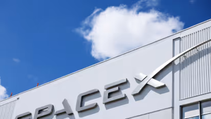 https://stocktwits.com/news-articles/markets/equity/could-spacex-market-debut-send-sp-500-to-9000-evercore-isi-dream-big-fomo/cZKfvrQR73u