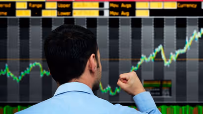 Tenon Medical Stock Rockets Nearly 4x, Leads Retail Follower Surge In Healthcare: What's Driving The Hype?