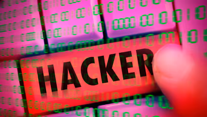 https://stocktwits.com/news-articles/markets/cryptocurrency/coldcard-bitcoin-hack-may-not-be-over-yet-willy-woo-sees-slim-recovery-odds-as-analysts-warn-of-fourth-attack/cZoTEB7RJdT