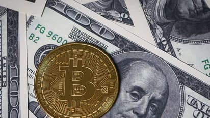 Bitcoin Holds Under $85K While SEC Considers Loosening Crypto Custody Rules – Retail Sentiment Improves