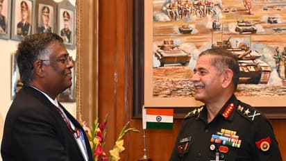 India's High Commissioner G. Balasubramanian meets Chief of the Army Staff General Upendra Dwivedi (Photo/X/@adgpi)