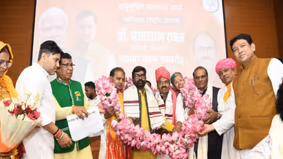 Mannalal Rawat takes charge as BJP Scheduled Tribe Morcha national president (Photo/ANI)