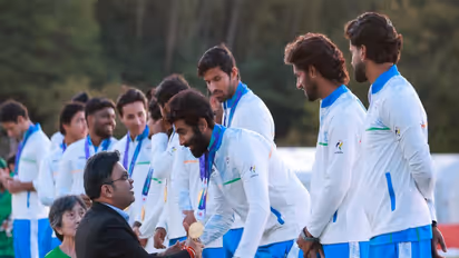 Jay Shah with Jasprit Bumrah. (Photo:X/@JayShah)