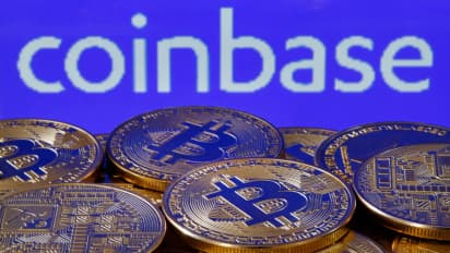 https://stocktwits.com/news-articles/markets/equity/pnc-bank-becomes-first-major-u-s-bank-to-enable-bitcoin-trading-through-coinbase-integration/cLIrzJ4REZH