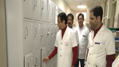 Medical Superintendent at the SMGS Hospital, Dr Dara Singh, inspects lockers (Photo/ANI)