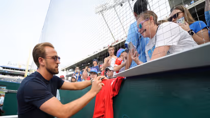 England's Harry Kane at a Major League Baseball game in Kansas City. (Photo: X/ @HKane)
