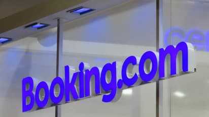 https://stocktwits.com/news-articles/markets/equity/booking-holdings-says-q3-revenue-growth-to-slip-after-q2-results-boosted-by-international-travel/choQxgaR5zk
