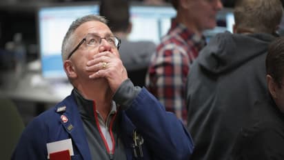 VIX Spikes 18% As S&P 500, Nasdaq Hit 6-Month Lows On Recession Fears: Retail’s Not Fully Convinced Of Bear Market Onslaught