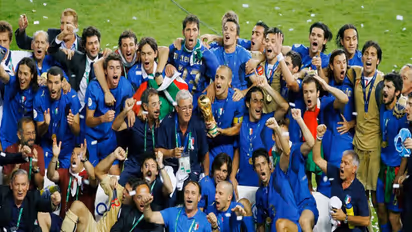 Italy's 2006 FIFA World Cup winning team. (Photo: @gianluigibuffon X)
