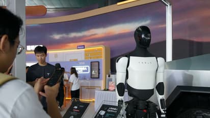 Can Figure AI's Rumored $40B Valuation Lift Tesla? Analyst Sees A Boost Amid Improving Retail Sentiment