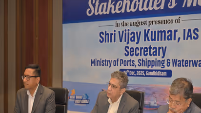 MoPSW Secy Vijay Kumar inaugurates and lays foundation stone for developmental projects worth Rs 193 crore of Deendayal Port Authority, Kandla (Photo/Deendayal Port Authority)