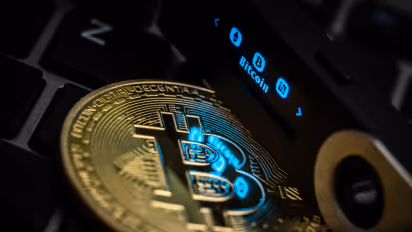 https://stocktwits.com/news-articles/markets/cryptocurrency/btc-long-term-holders-cvdd-correction-technical-analysis/cZK8lNDR7JY