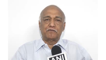 CPI(M) leader Elamaram Kareem (Photo/ANI)