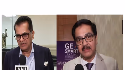 Amitabh Kant, former CEO, NITI Aayog (Left), Vivek Bharadwaj, Secretary, Ministry of Panchayat Raj (Right) (Photo-ANI)