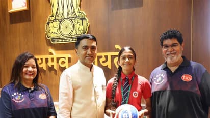 CM Sawant congratulates Goa's young footballer Keren D’Souza (Photo: X/@goacm)
