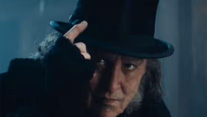 Johnny Depp in 'Ebenezer' trailer (Photo/Instagram@paramountpics)
