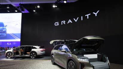 https://stocktwits.com/news-articles/markets/equity/lcid-stock-jumps-over-7-uber-lucid-nuro-partnership-sets-stage-for-robotaxis-in-houston-by-2027/cZKKcd5R7eT