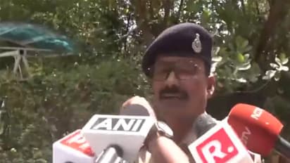 A Police officer arrives at the residence of Twisha's mother-in-law Giribala Singh (Photo/ANI)
