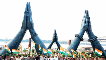 Namami Gange take pledge to clean Ganga river (Photo/Rajesh Shukla)