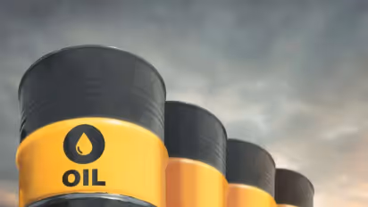 https://stocktwits.com/news-articles/markets/equity/us-forces-destroy-five-iranian-oil-carriers-after-failed-missile-attacks-uso-uco-gain-as-oil-prices-rise/cZtEXriRJyJ