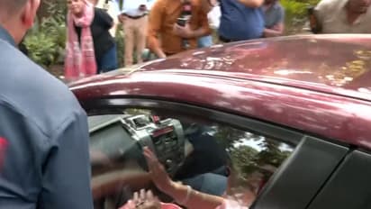 TMC rebel leader Kakoli Ghosh arrives at residence of Union Minister Bhupender Yadav (Photo/ANI)