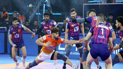 Players in action during the PKL 12 final (Photo: PKL) 