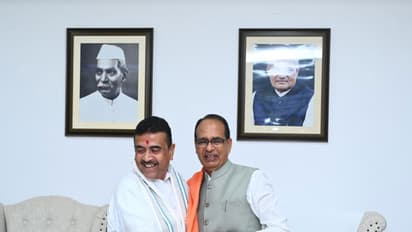 West Bengal CM Suvendu Adhikari with Agriculture Minister Shivraj Chouhan (Photo/@ChouhanShivraj)