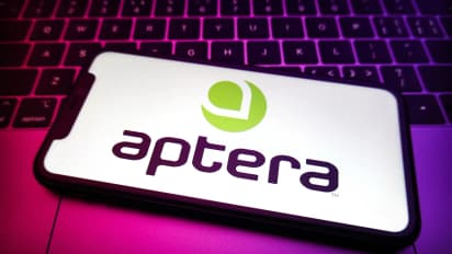https://stocktwits.com/news-articles/markets/equity/retail-buzz-builds-as-aptera-motors-gears-up-for-first-public-product-reveal-since-nasdaq-debut/ch6ClqCR3oq