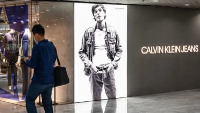 https://stocktwits.com/news-articles/markets/equity/calvin-klein-parent-pvh-boosts-retail-trader-confidence-as-stock-jumps-on-return-to-growth-forecast/chsx85rRdkX