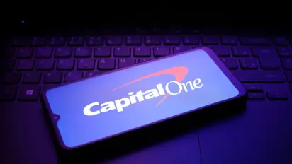 Capital One Stock On Watch After Upbeat Q4 Earnings, Retail’s Optimistic