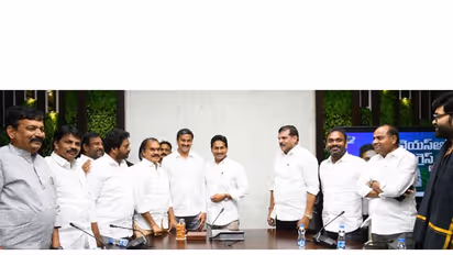 YSRCP announces Madhava Rao as candidate for Legislative Council Deputy Chairman post (Photo/YSRCP)