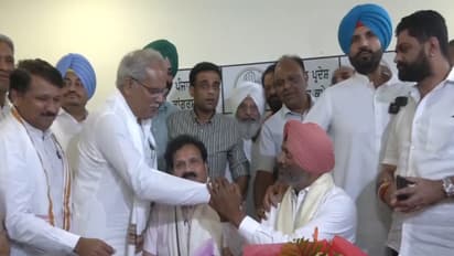 AICC General Secretary in-charge of Punjab Bhupesh Baghel (Second from left) (Photo/ANI)