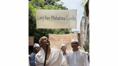 First look of Bajpayee as Mahatma Gandhi (Photo/Makers)