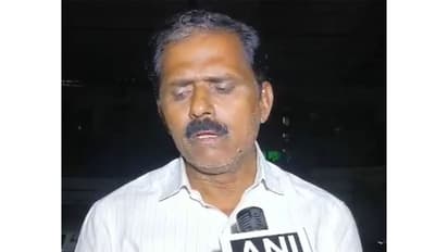 Secretary of Seth Hiralal Saraswati Prashala, Dr Satish Gawli (Photo/ANI)