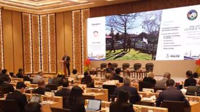 ED Director Rahul Navin addresses the closing session of the ARIN-AP AGM in New Delhi (Photo/ED)