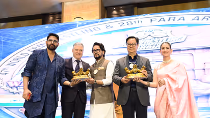 (From right to left) Parvinn Dabass, Assen Hadjitodorov, Anurag Thakur, Kiren Rijju, Preeti Jhangiani (Photo: PAFI)