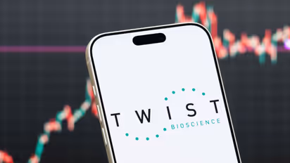 https://stocktwits.com/news-articles/markets/equity/twst-stock-hits-multi-year-high-but-pharma-bro-martin-shkreli-calls-twist-a-short/cZtsRZ1RBdo