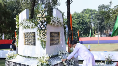 Tripura CM Manik Saha pays tribute to police personnel (Photo/@DrManikSaha2)
