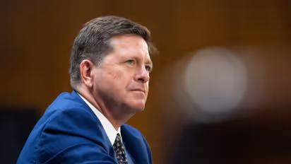 https://stocktwits.com/news-articles/markets/equity/trump-names-jay-clayton-ai-czar-head-of-super-intelligence-force-what-it-means-for-anthropic-open-ai-google/cZDplr2RBS4