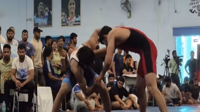 Deepak Punia in action at the Lucknow Asian Games Trials 2026 (Photo: WFI)