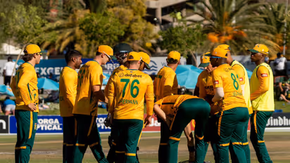 South Africa players in hurdle (Photo: X/@ProteasMenCSA)