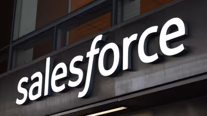 https://stocktwits.com/news-articles/markets/equity/crm-stock-soars-13-percent-after-hours-salesforce-crushes-earnings-raises-guidance-and-expands-partnership-with-anthropic-claude/cZYV7vQRJp3