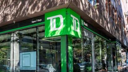 TD Bank Stock Gains After Announcing Sale Of Charles Schwab Stake: Retail’s Still Bearish