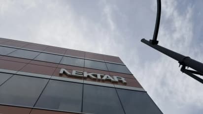 https://stocktwits.com/news-articles/markets/equity/nktr-stock-clocks-best-day-in-over-2-months-as-investors-await-upcoming-clinical-data-in-eczema/cZm97YVR7jf