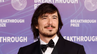 https://stocktwits.com/news-articles/markets/equity/robinhood-ceo-says-civil-liability-may-not-be-enough-to-contain-biggest-ai-risks/cZtCOyvRBEC