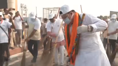 Ayodhya mayor Girish Pati Tripathi participates in cleanliness drive (Photo/ANI)